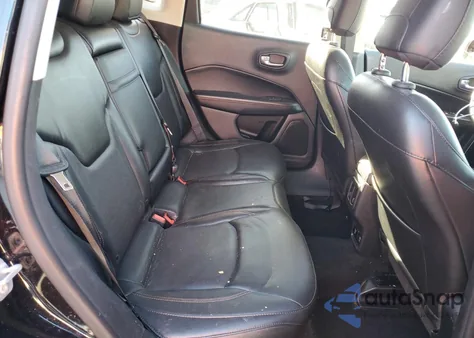 2018 Jeep Compass Limited z USA, uszkodzony, nr VIN 3C4NJCCB8JT495134